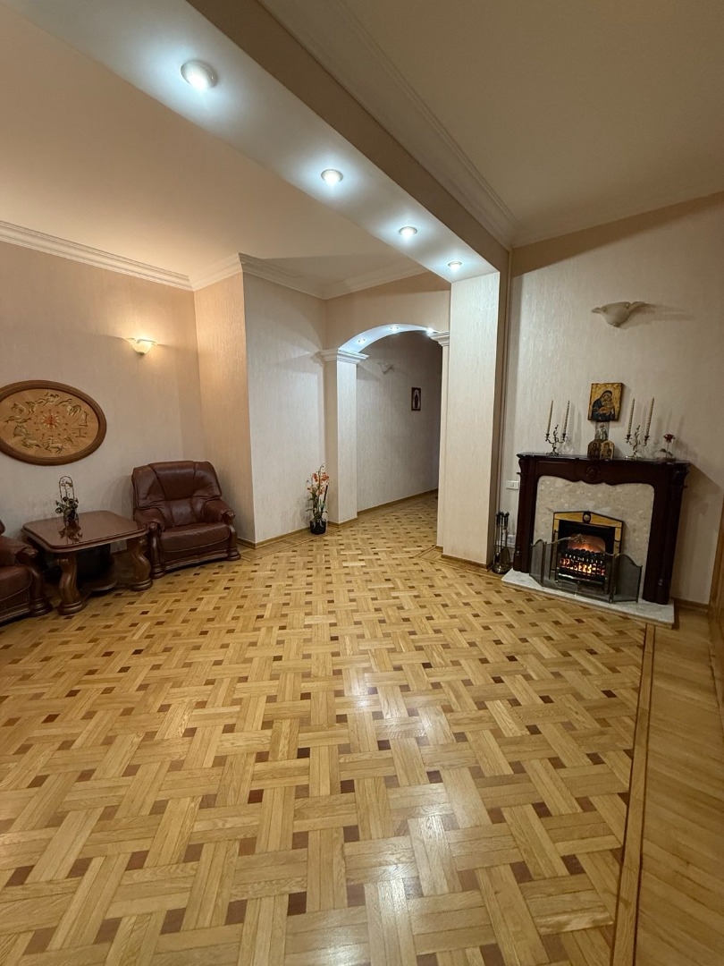 продажа трехкомнатной квартиры номер A-173524 в Приморском районе, фото номер 13